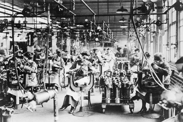 Women welders at Lincoln Motor Company in 1918...
