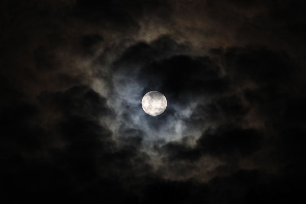 cloudy moon...