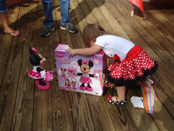 The birthday (2) girl opening gifts (love her outf...