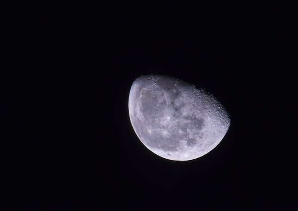 2s exp - f6.3 - 3200 iso @ 400mm...