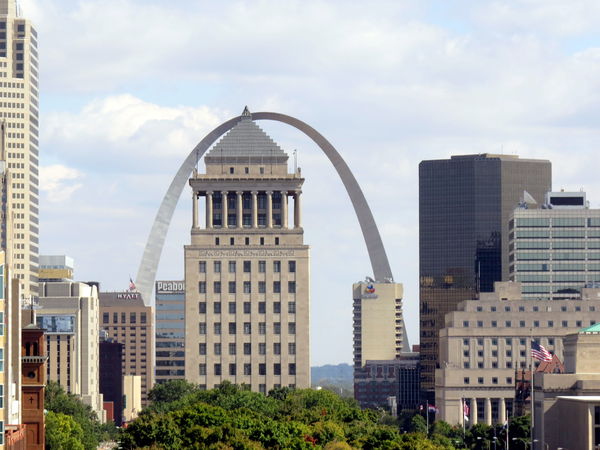The STL arch and city court house...