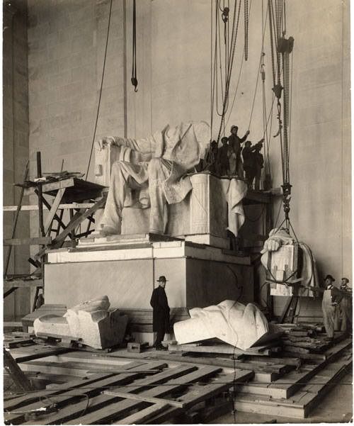 #3o. Construction of The Lincoln Memorial in 1921....