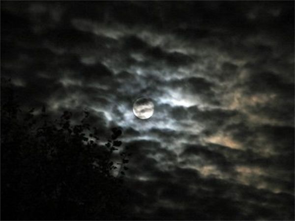 a broody, cloudy night sky...