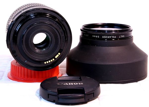 Canon 18-55mm F/3.5 IS STM rear...