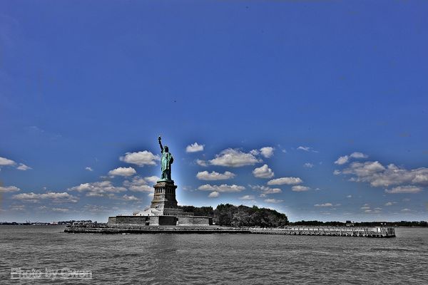 Miss liberty Welcomes the masses.. I used my Nikon...