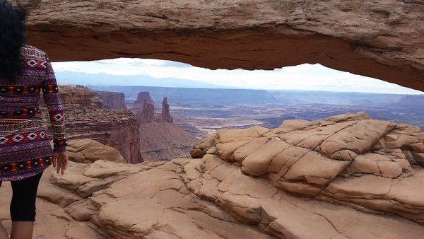 Mesa Arch in Canyonlands ntl pk...