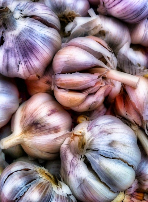 "What's In My Kitchen....?" Garlic....Of Course......