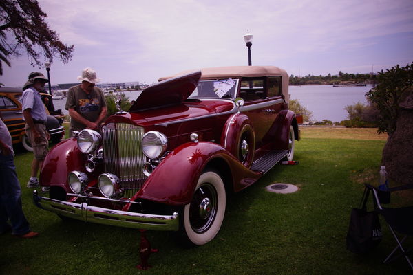 also a 1934 Packard...