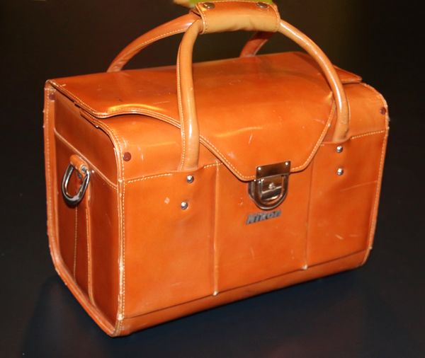 Vintage Nikon camera bag I attend auctions weekly, and sometimes find