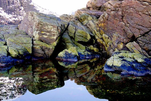 some beautiful rock reflections...