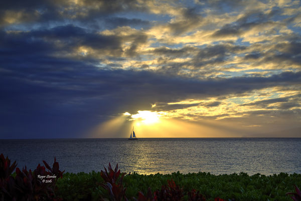 Sunset from the 8th floor of the Royal Lahaina abo...