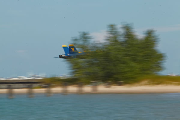Blue Angel flying LOW (This tree was removed at le...