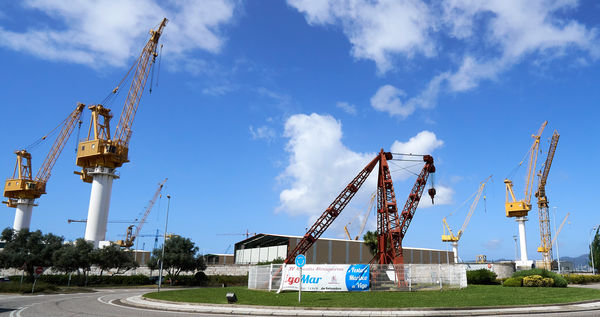 Port cranes, Vigo, 10-18 @ 10mm...