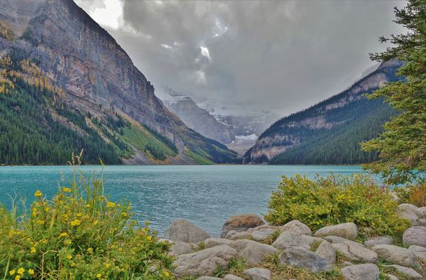 (3) Welcome to Lake Louise.....on a cloudy day!...