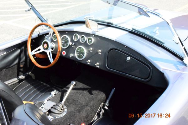 Ford Cobra - interior from behind...
