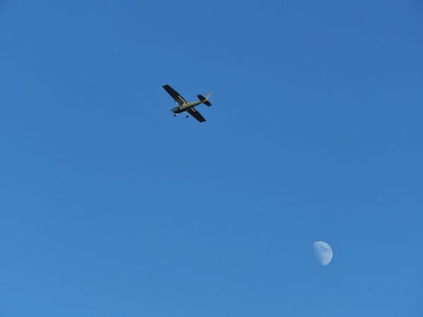 there were lots of small airplanes flying around...