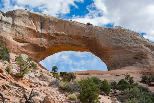 Wilson Arch south of Moab...