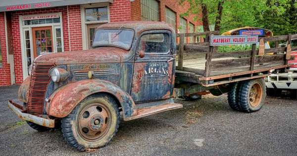 "The Darlings" bluegrass bands old truck...