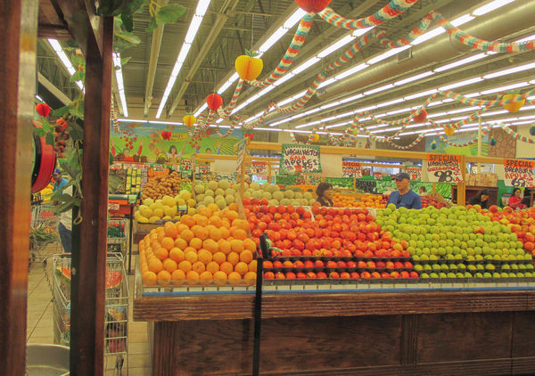 Chicago fruit & vegetable market...