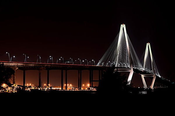 Bridge between downtown Charleston and Mt. Pleasan...