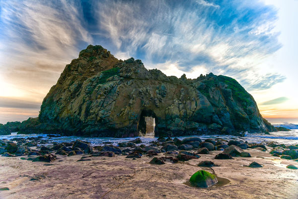 Key Hole Arch, Peiffer Beach 2...