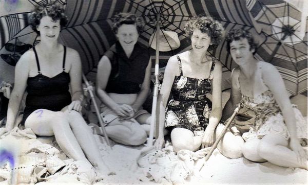 My Mum second from the right.  Always glamorous....