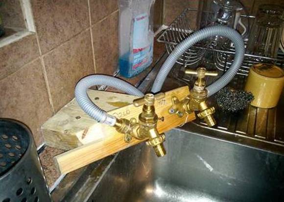 I installed new   taps in the   kitchen sink....