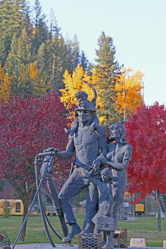 Wallace Idaho's tribute to the miners who built th...