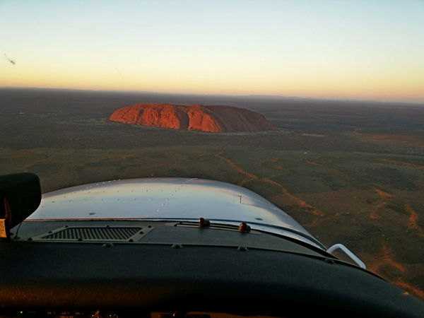 Approaching Uluru in early morning light... sunris...