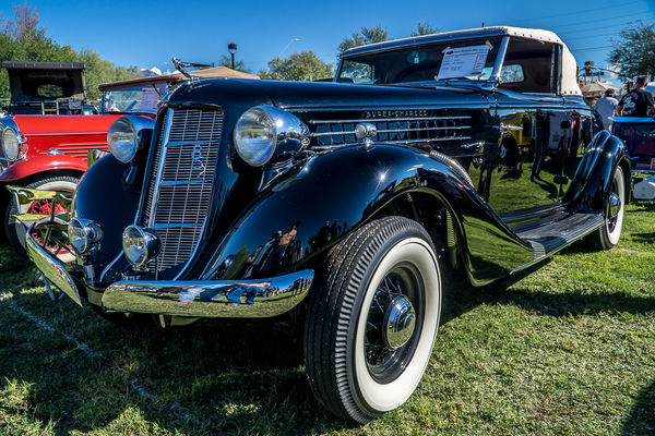 1936 Auburn 852 Cabriolet...