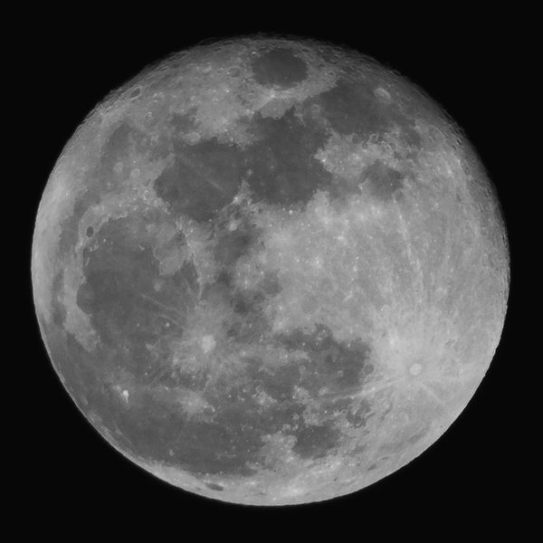 Super Moon - 010218 - Nikon Coolpix B700 at 1440mm...