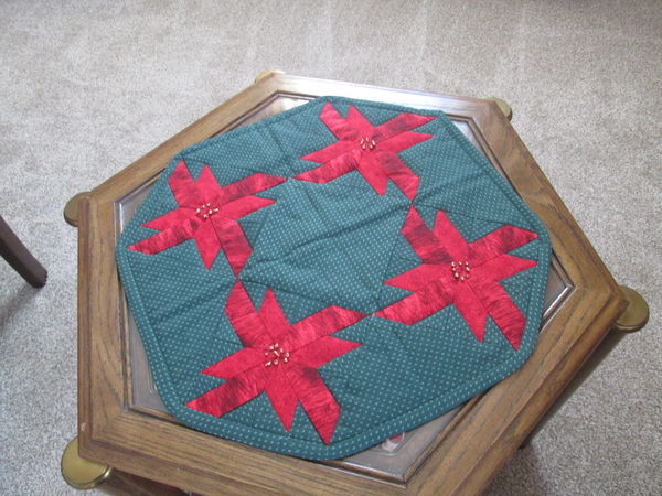 Quilted Poinsettia table topper...