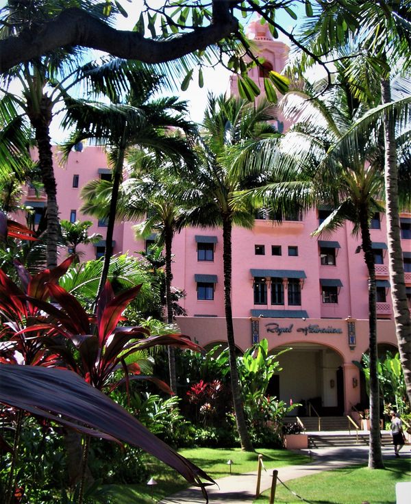 (8) The famous Royal Hawaiian Hotel in Waikiki....