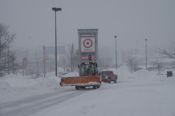 plows for mall parking lot...