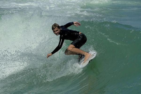 Surfing...