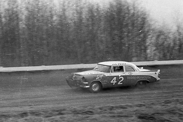 Lee Petty Richards father at Langhorne....