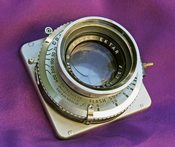 Classic and elusive Kodak 105mm f3.7 Ektar sale - a 5 element