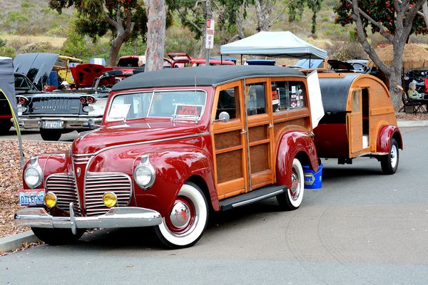 1941 Plymouth 12 Delux Woody Wagon . . ....
