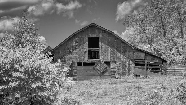Abandoned Barn...
