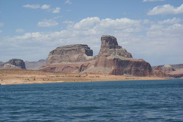 Spent some time on Lake Powell in 2008 on a house ...
