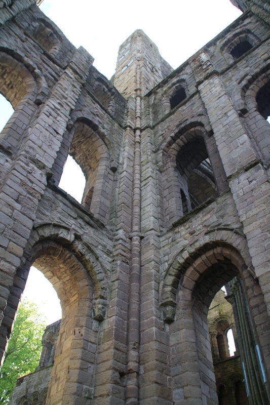 In the 1540s, the abbey sustained major damage in ...