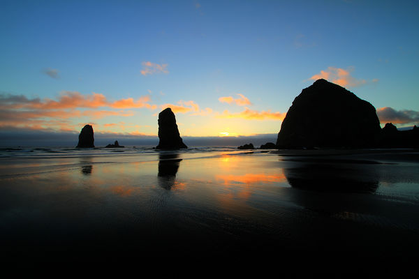 The Needles and Haystack Rock at  Cannon Beach...