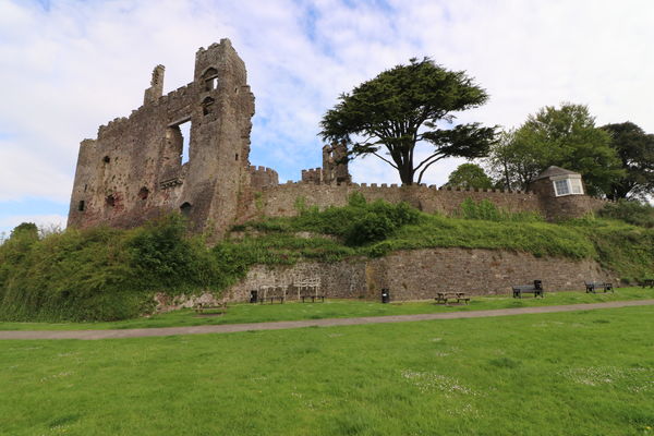 A keep and tower were added in the 13th century....