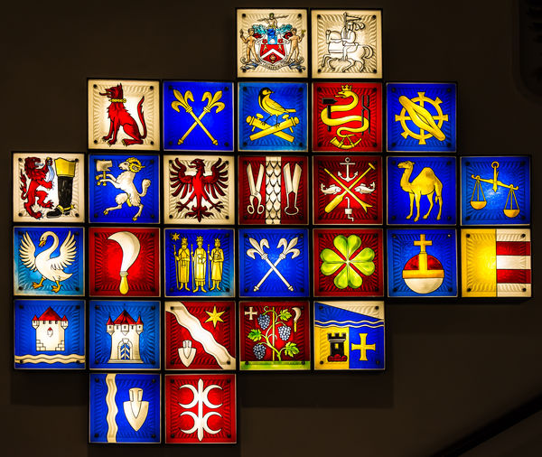 5482 - The emblems of the historic local guilds...