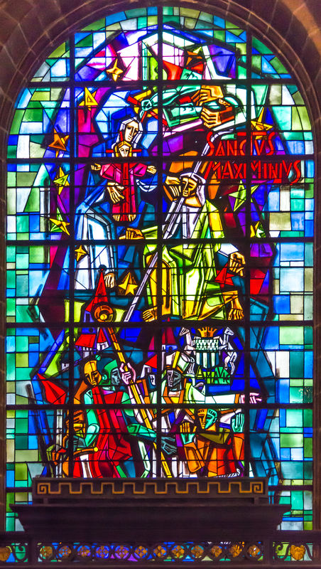 2239 - Holy Saviour Basilica: Modern stained glass...