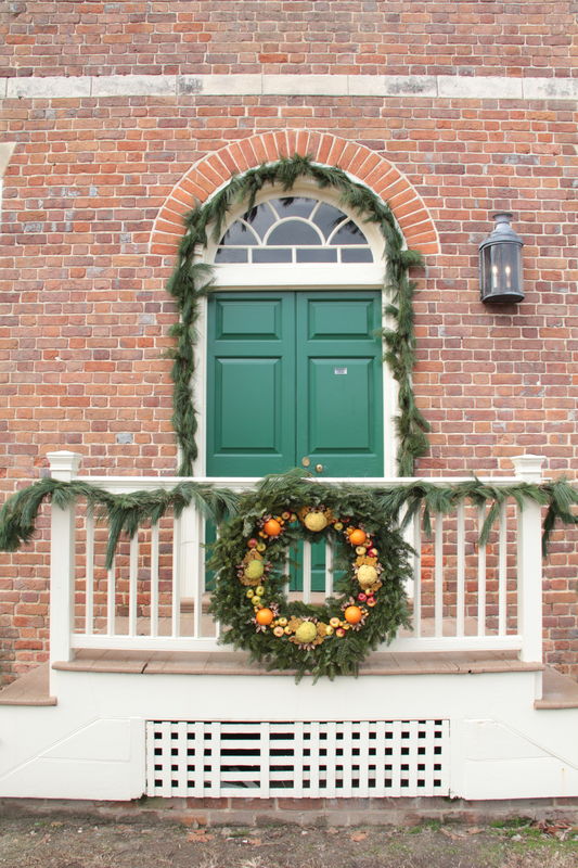 Christmas in Williamsburg...green door, green garl...