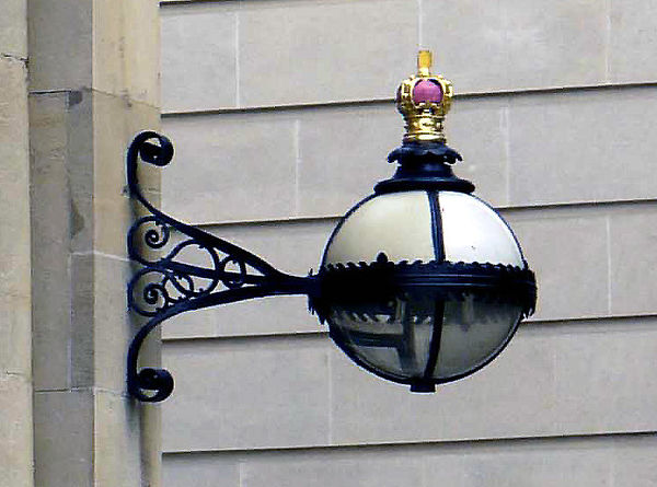 Lamp, back wall, Buckingham Palace, overlooking th...