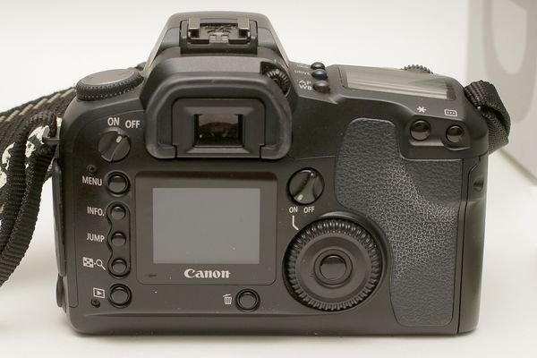Canon D60 back...