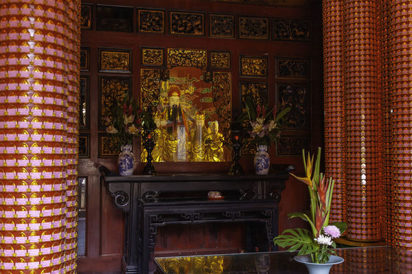 Lung-Shan Temple Prayer Room...