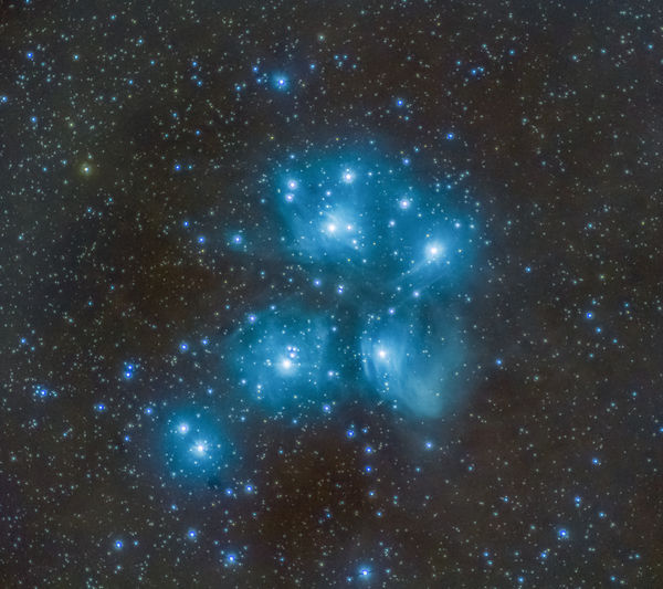 The Pleiades (M45) (600mm,f6.3,31x30sec,ISO5000)_P...